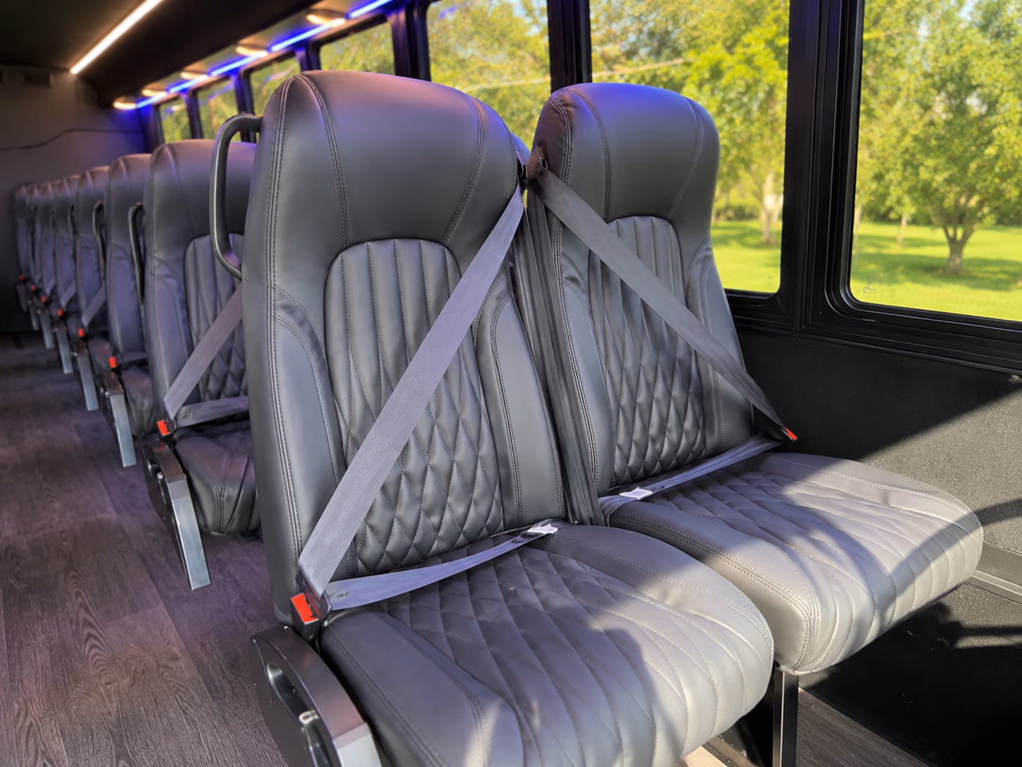 minibus rentals for small group winery visits in placer county