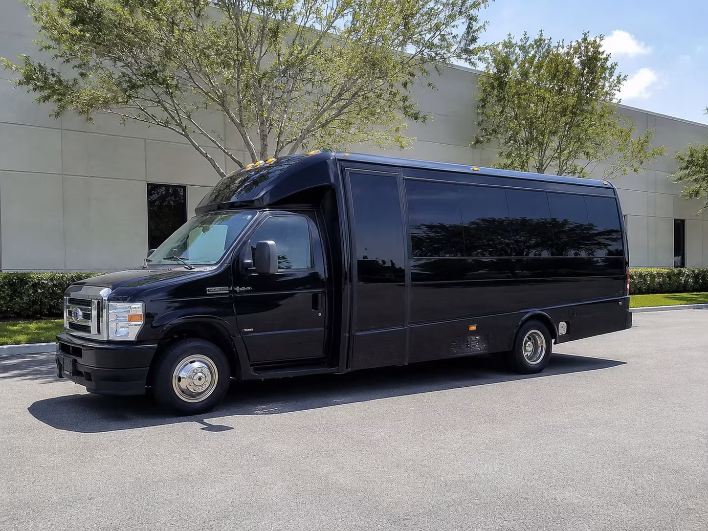 music festival bus rentals for groups heading to outsidelands and beyond