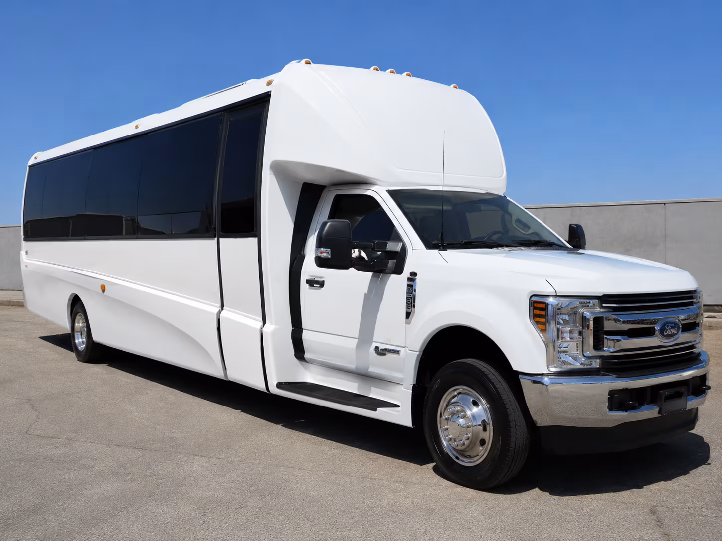 school field trip and group event buses in roseville